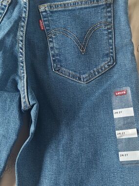 Levi's Women's - RIBCAGE Straight Leg Jeans